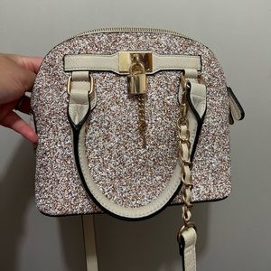 Aldo Purse